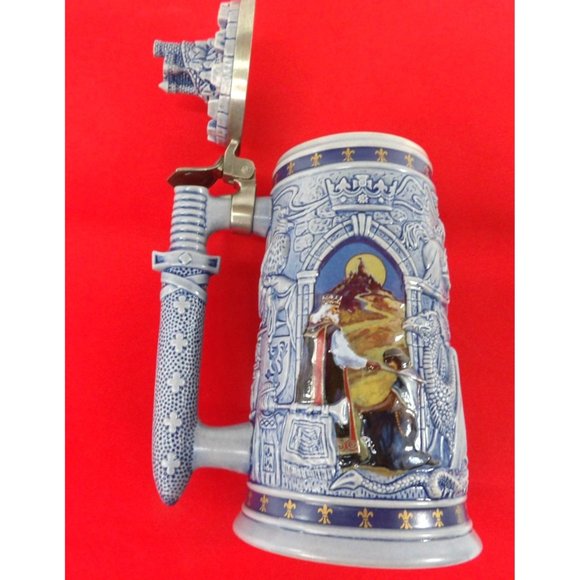Vtg. Collector Knights of the Realm Beer Stein New in Box - Picture 2 of 5